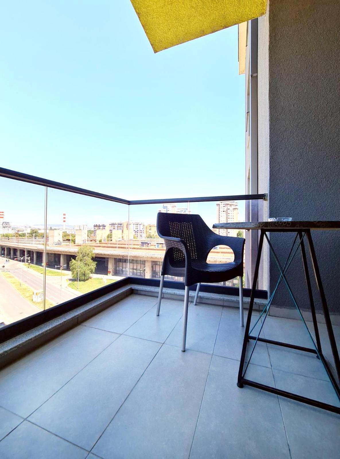 Smart Apartments Скопье Экстерьер фото