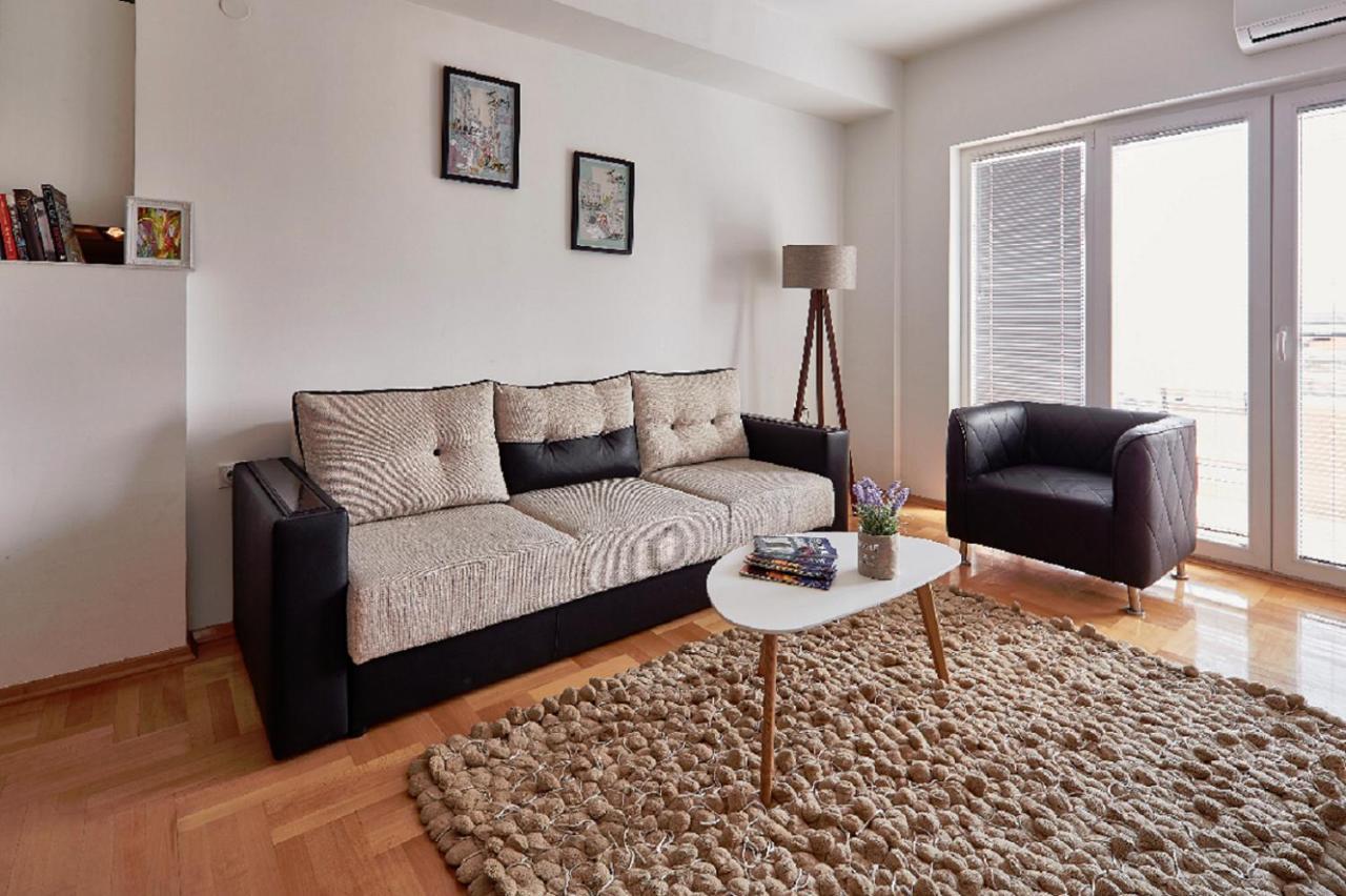 Smart Apartments Скопье Экстерьер фото
