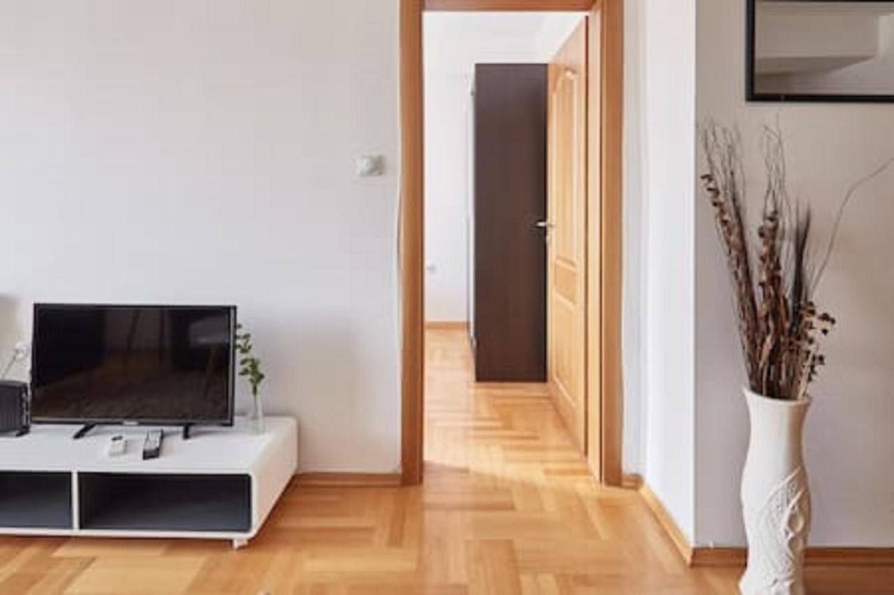 Smart Apartments Скопье Экстерьер фото